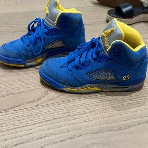 Jordan Kids Sneakers in Blue and Yellow